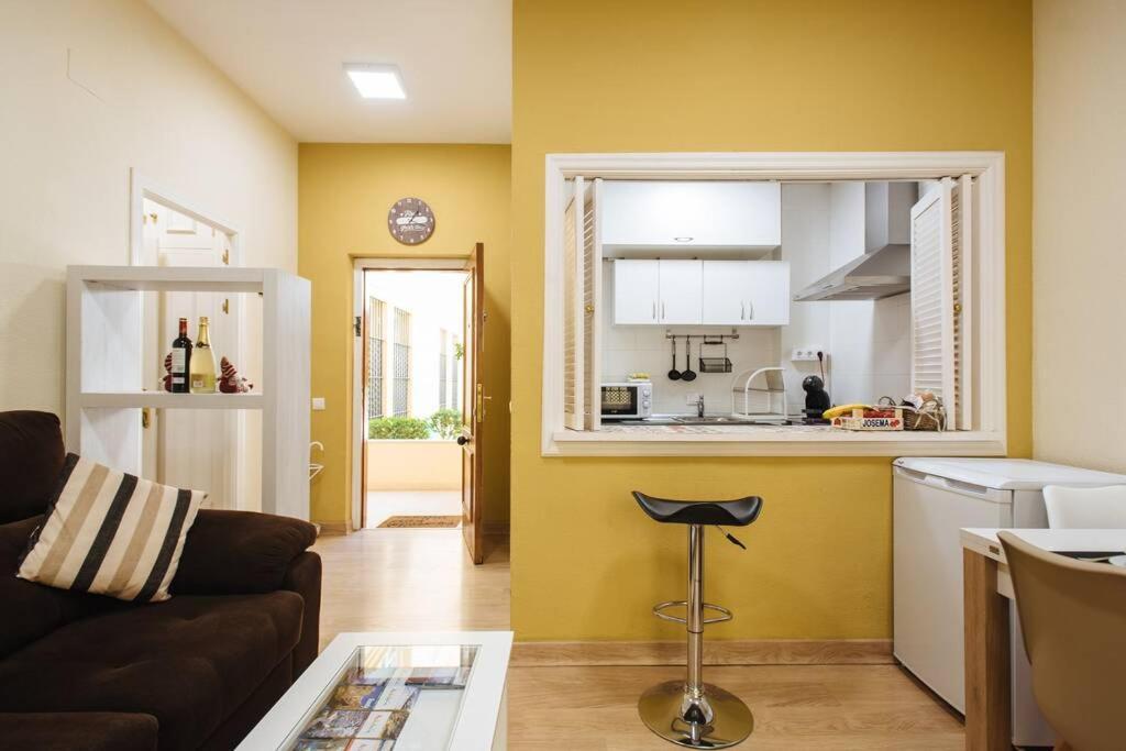 Cozy And Well Located Apartment In The Center Of Sevilla Exteriör bild